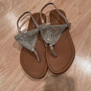 Madeline Stuart flat sandals size 8.5 with iridescent crystals WORN ONCE